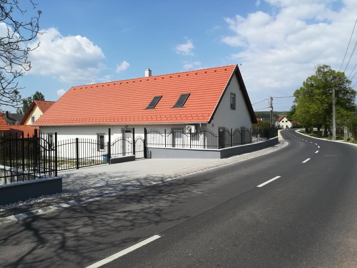 Bordoma Falusi Vendeghaz Balatonszolos Exteriör bild